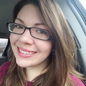 Meet your Posher, Leah